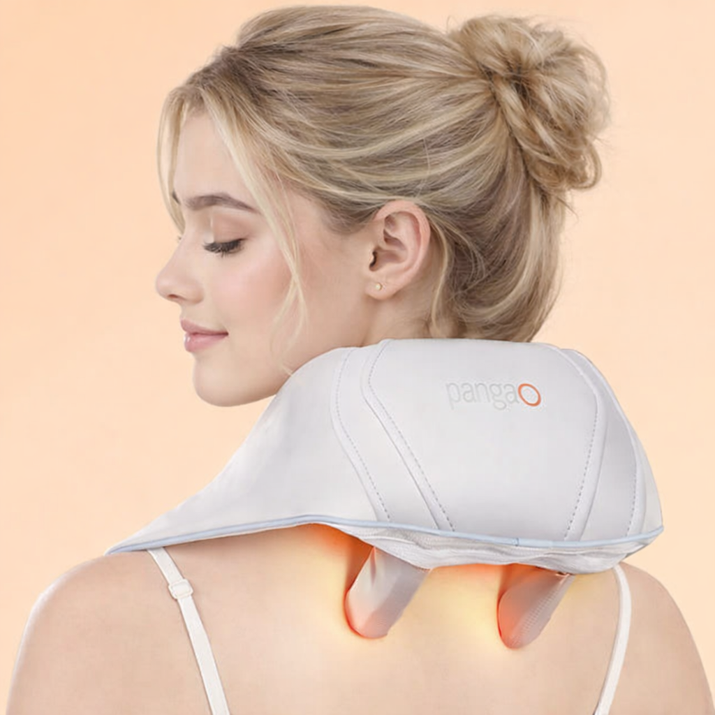 Kobieta z masażerem Pangao K7